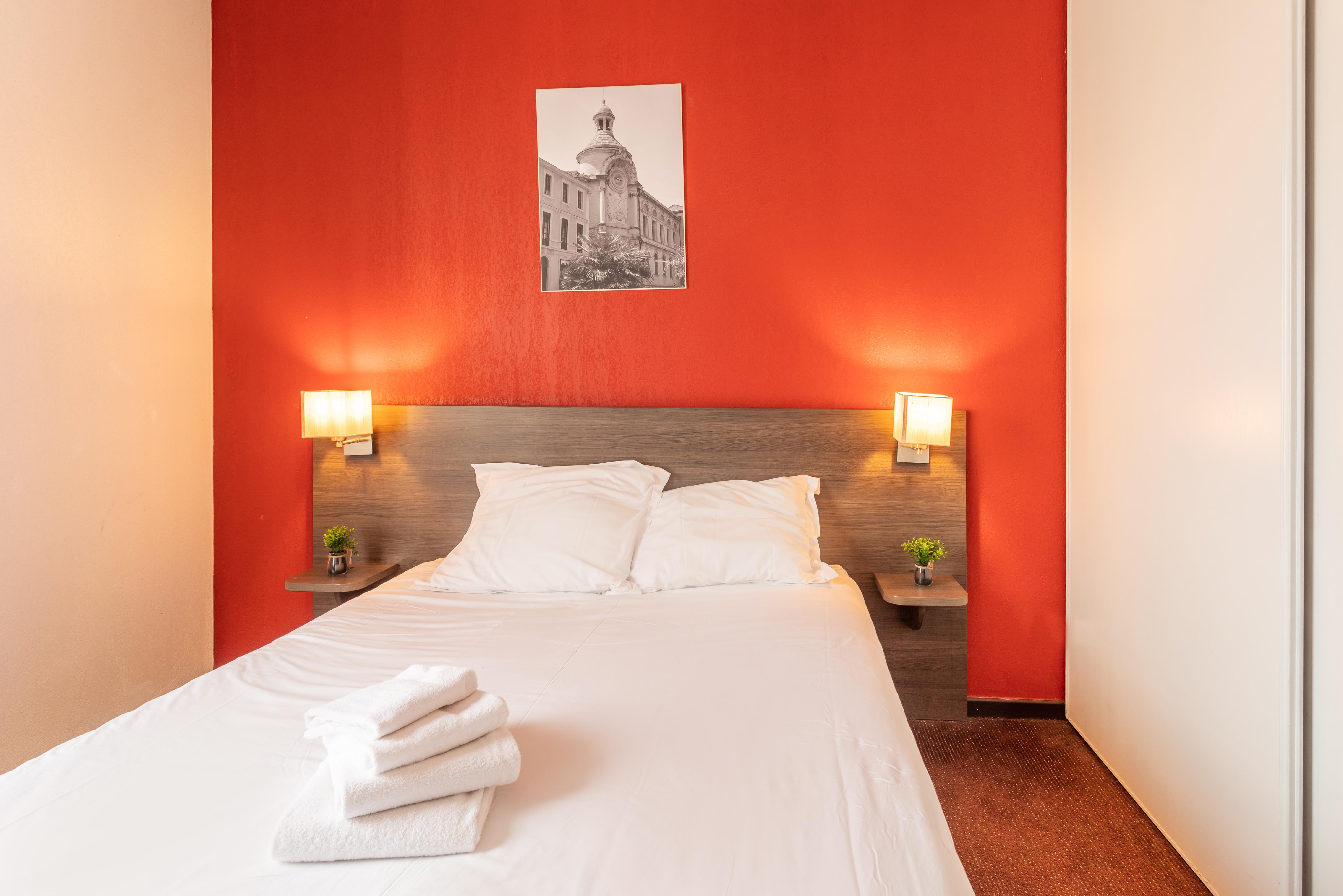 Comfort Aparthotel Nimes Centre Exterior photo