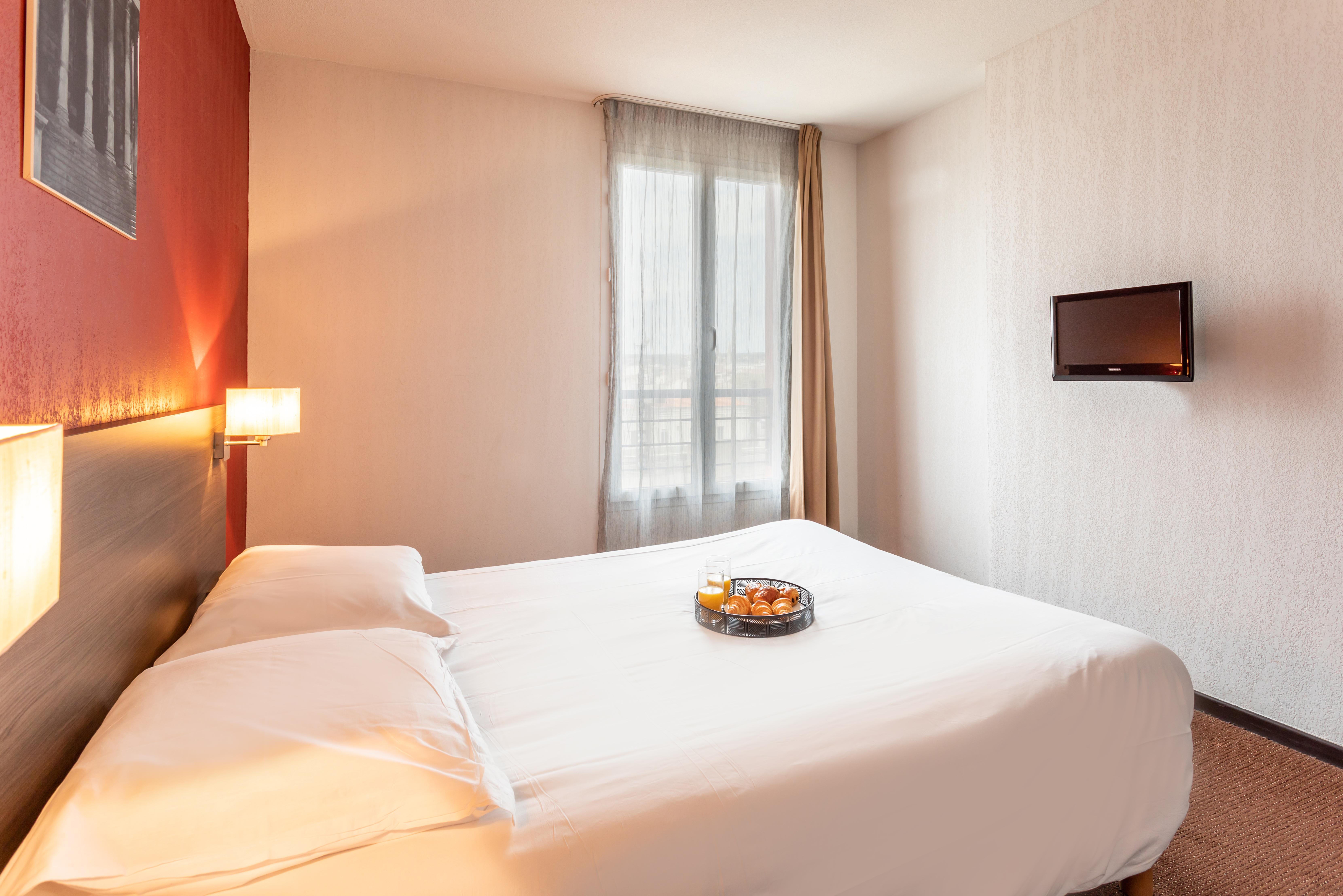 Comfort Aparthotel Nimes Centre Exterior photo