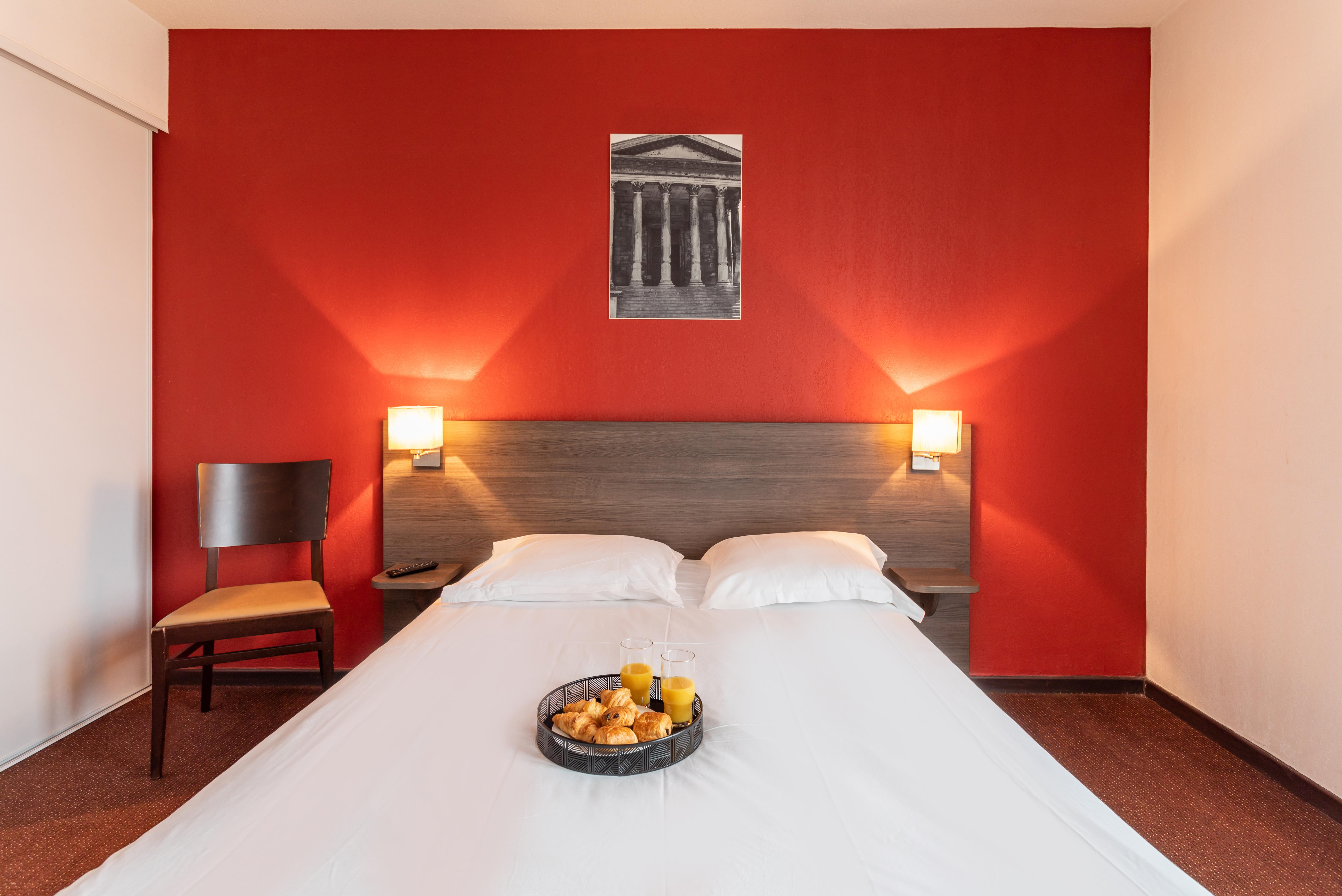 Comfort Aparthotel Nimes Centre Exterior photo