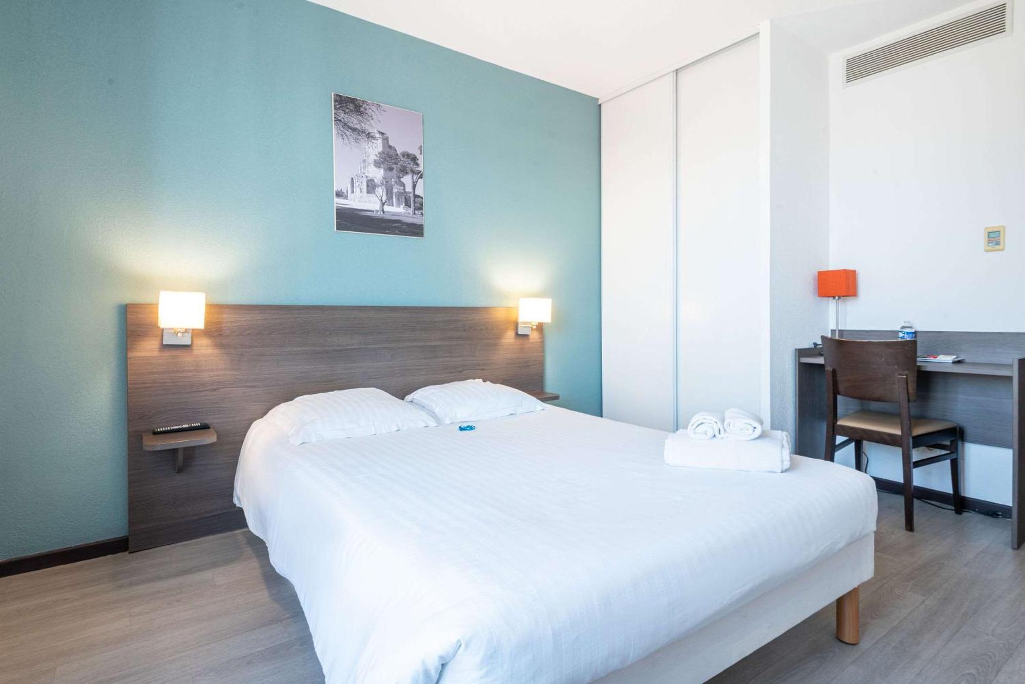Comfort Aparthotel Nimes Centre Exterior photo