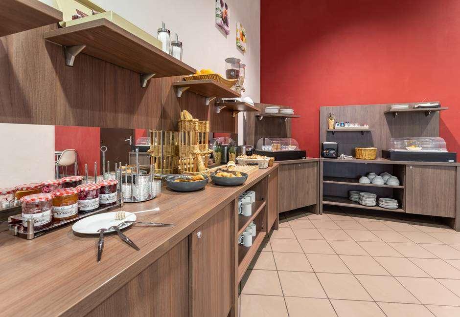 Comfort Aparthotel Nimes Centre Restaurant photo