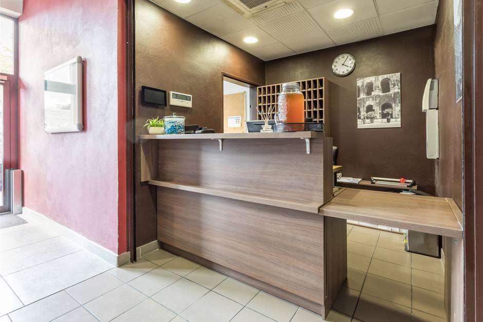 Comfort Aparthotel Nimes Centre Interior photo